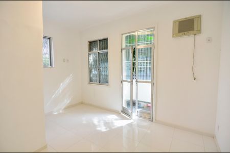 Apartamento para alugar com 65m², 2 quartos e sem vaga Apartamento para alugar com 65m², 2 quartos e sem vagaSuíte