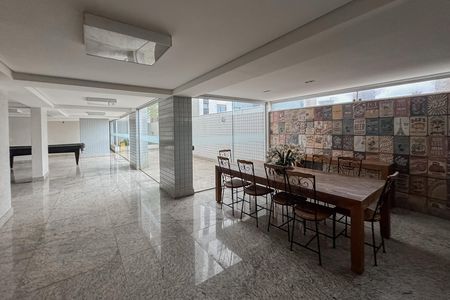 Apartamento à venda com 68m², 2 quartos e 2 vagas