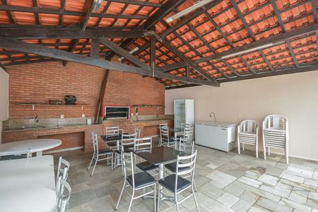 Casa de condomínio para alugar com 210m², 4 quartos e 4 vagasÁrea comum - Churrasqueira