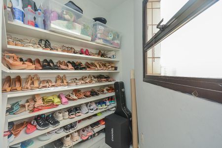 Casa de condomínio para alugar com 210m², 4 quartos e 4 vagasSapateira