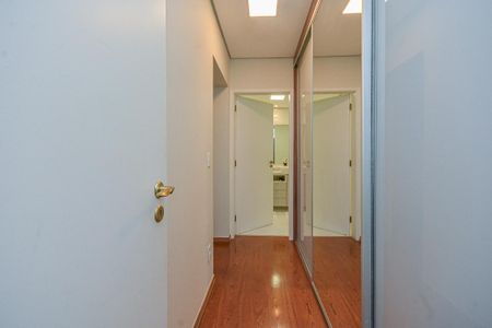 Casa de condomínio para alugar com 210m², 4 quartos e 4 vagasQuarto  3