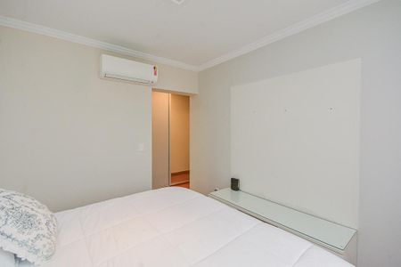 Casa de condomínio para alugar com 210m², 4 quartos e 4 vagasQuarto  3