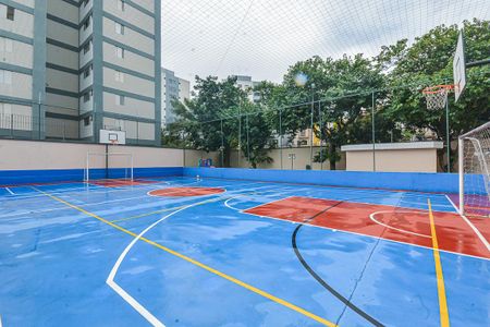 Casa de condomínio para alugar com 210m², 4 quartos e 4 vagasQuadra Esportiva