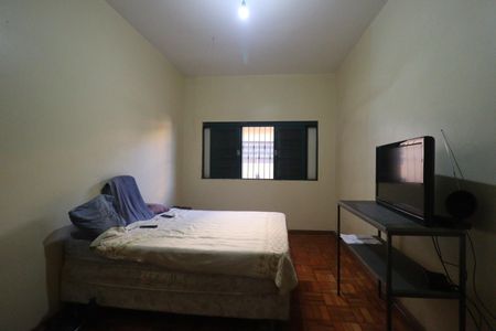 Casa para alugar com 260m², 6 quartos e 3 vagas Casa para alugar com 260m², 6 quartos e 3 vagasQuarto 1