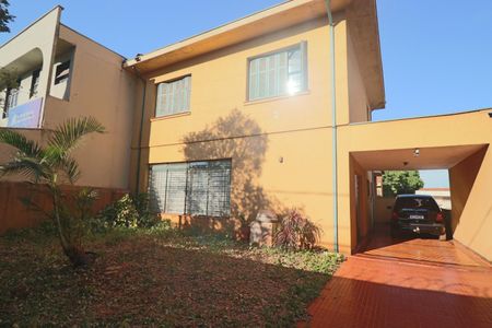 Casa para alugar com 260m², 6 quartos e 3 vagas Casa para alugar com 260m², 6 quartos e 3 vagasGaragem