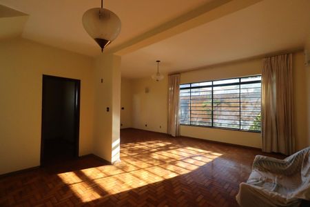 Sala de casa para alugar com 6 quartos, 260m² em Jardim Sumare, Ribeirão Preto