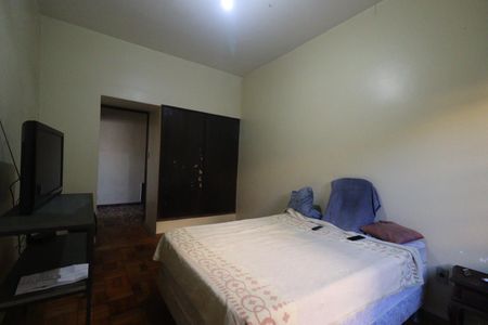 Casa para alugar com 260m², 6 quartos e 3 vagas Casa para alugar com 260m², 6 quartos e 3 vagasQuarto 1