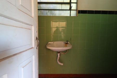 Casa para alugar com 260m², 6 quartos e 3 vagas Casa para alugar com 260m², 6 quartos e 3 vagasBanheiro de serviço