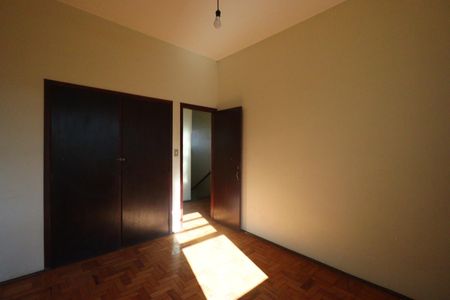 Casa para alugar com 260m², 6 quartos e 3 vagas Casa para alugar com 260m², 6 quartos e 3 vagasQuarto 4