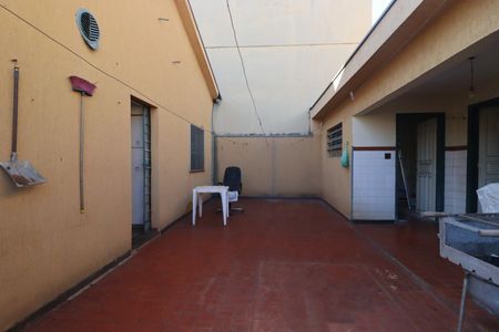 Casa para alugar com 260m², 6 quartos e 3 vagas Casa para alugar com 260m², 6 quartos e 3 vagasÁrea de Serviço
