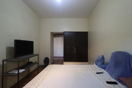 Casa para alugar com 260m², 6 quartos e 3 vagas Casa para alugar com 260m², 6 quartos e 3 vagasQuarto 1