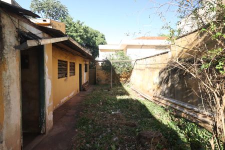 Casa para alugar com 260m², 6 quartos e 3 vagas Casa para alugar com 260m², 6 quartos e 3 vagasQuintal
