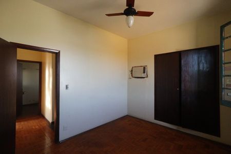 Casa para alugar com 260m², 6 quartos e 3 vagas Casa para alugar com 260m², 6 quartos e 3 vagasQuarto 2