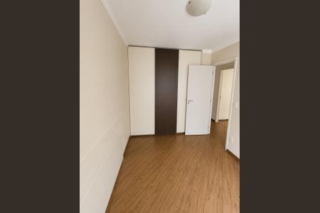Quarto de apartamento à venda com 3 quartos, 90m² em Rio Pequeno, São Paulo