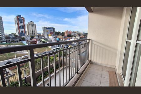 Apartamento para alugar com 56m², 2 quartos e 1 vaga Apartamento para alugar com 56m², 2 quartos e 1 vagaVaranda