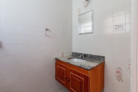 Apartamento para alugar com 75m², 2 quartos e sem vaga Apartamento para alugar com 75m², 2 quartos e sem vagaBanheiro