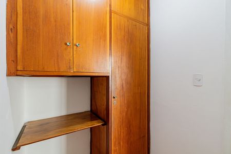 Apartamento para alugar com 75m², 2 quartos e sem vaga Apartamento para alugar com 75m², 2 quartos e sem vagaQuarto de serviço