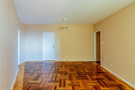 Apartamento para alugar com 75m², 2 quartos e sem vaga Apartamento para alugar com 75m², 2 quartos e sem vagaSala