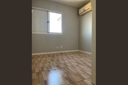 Apartamento à venda com 83m², 3 quartos e 2 vagasQuarto