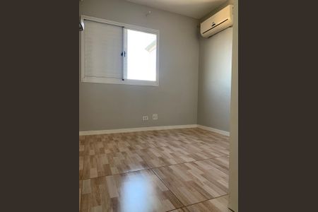 Apartamento à venda com 83m², 3 quartos e 2 vagasQuarto