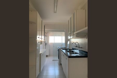Apartamento à venda com 83m², 3 quartos e 2 vagasCozinha