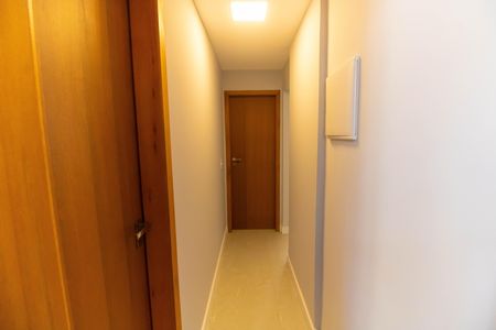 Apartamento à venda com 80m², 3 quartos e 1 vagaCorredor 
