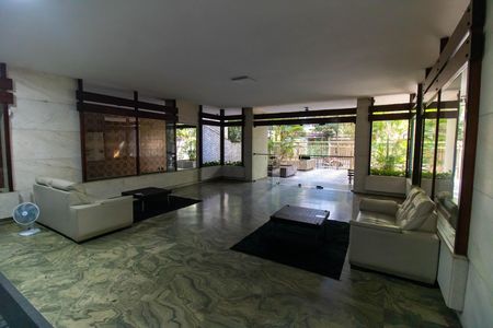 Apartamento à venda com 80m², 3 quartos e 1 vagaPortaria 