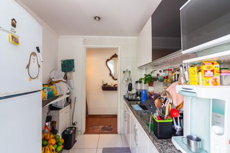 Apartamento à venda com 64m², 2 quartos e 2 vagasCozinha 