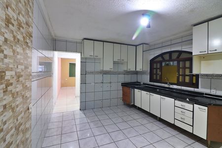 Cozinha  de casa para alugar com 1 quarto, 60m² em Bairro dos Casa, São Bernardo do Campo