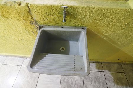 Casa para alugar com 60m², 1 quarto e 1 vagaÁrea de Serviço
