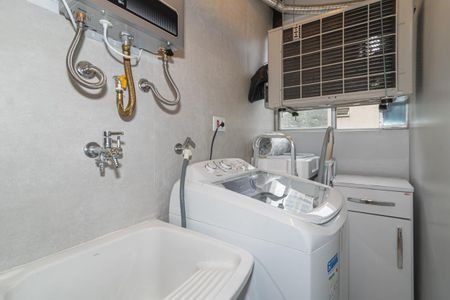 Apartamento à venda com 47m², 1 quarto e 1 vaga Apartamento à venda com 47m², 1 quarto e 1 vagaÁrea de Serviço