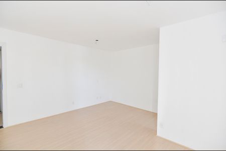Sala/Quarto de kitnet/studio para alugar com 1 quarto, 32m² em Santo Cristo, Rio de Janeiro
