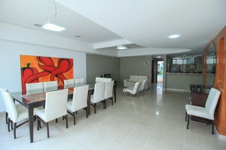 Apartamento à venda com 60m², 2 quartos e 1 vagaÁrea comum