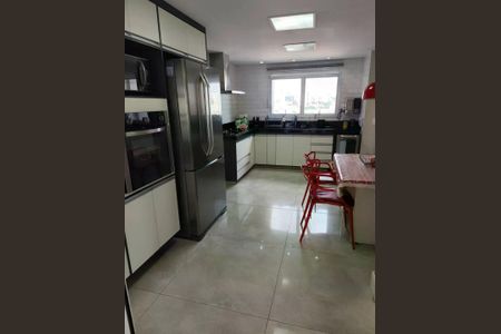 Apartamento à venda com 192m², 4 quartos e sem vaga