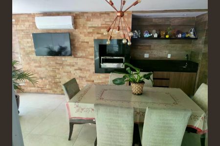 Apartamento à venda com 192m², 4 quartos e sem vaga