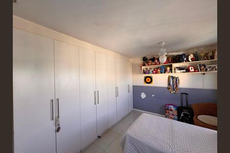 Apartamento à venda com 237m², 3 quartos e 2 vagas Apartamento à venda com 237m², 3 quartos e 2 vagasQuarto
