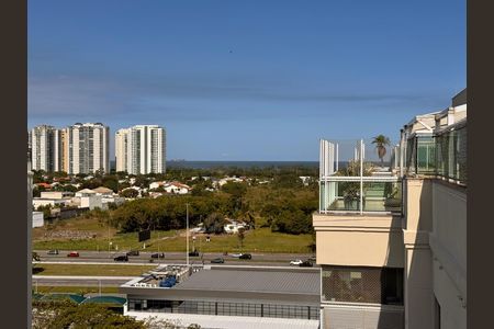 Apartamento à venda com 237m², 3 quartos e 2 vagas Apartamento à venda com 237m², 3 quartos e 2 vagasTerraço