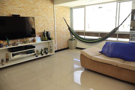 Apartamento para alugar com 124m², 3 quartos e 1 vaga