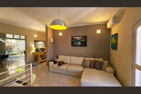 Casa de condomínio para alugar com 470m², 4 quartos e 6 vagas