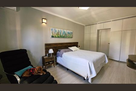Casa de condomínio para alugar com 470m², 4 quartos e 6 vagas