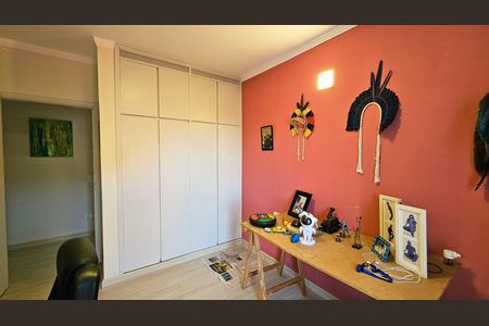 Casa de condomínio para alugar com 470m², 4 quartos e 6 vagas