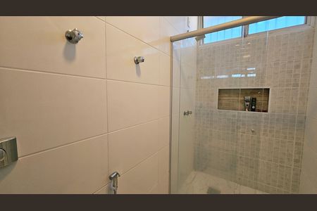 Casa de condomínio para alugar com 470m², 4 quartos e 6 vagas