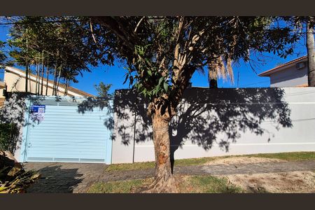 Casa de condomínio para alugar com 470m², 4 quartos e 6 vagas
