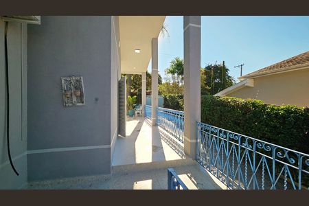 Casa de condomínio para alugar com 470m², 4 quartos e 6 vagas