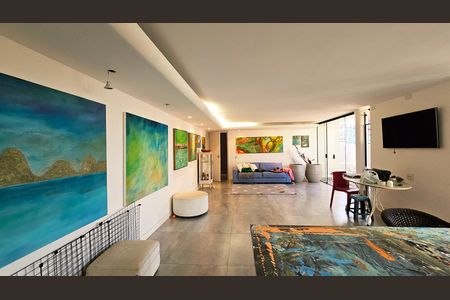 Casa de condomínio para alugar com 470m², 4 quartos e 6 vagas