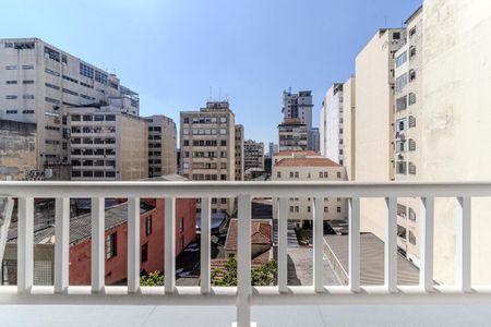 Studio à venda com 21m², 1 quarto e sem vaga Studio à venda com 21m², 1 quarto e sem vagaVaranda