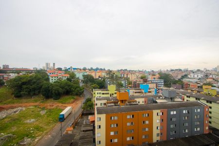 Vista da sala de apartamento para alugar com 2 quartos, 38m² em Santa Maria, Santo André