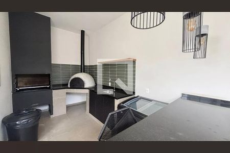 Apartamento para alugar com 38m², 2 quartos e sem vaga Apartamento para alugar com 38m², 2 quartos e sem vagaÁrea comum - Churrasqueira