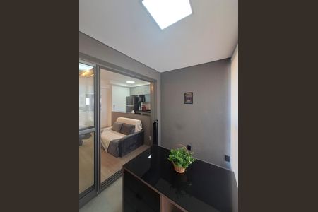 Apartamento à venda com 75m², 2 quartos e 1 vaga Apartamento à venda com 75m², 2 quartos e 1 vagaVaranda