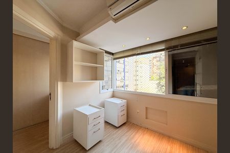 Suíte de apartamento para alugar com 1 quarto, 45m² em Independência, Porto Alegre